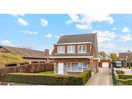 développement ouvert avec 3 chambres à coucher dans une situ