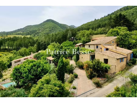 vente maison 20 pièces 822 m² à sisteron (04200)  1 980 000 €