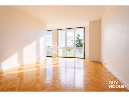 4 pièces de 65m² - vue dégagée sur forêt - loggia -