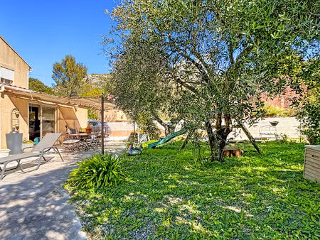 charmante maison 3 pièces 70 m2 avec stationnement sur parcelle d'environ 350 m2 à vendre 