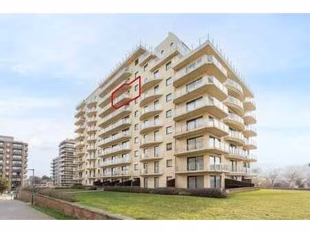 appartement 1 chambre avec terrasse à vendre à la panne!