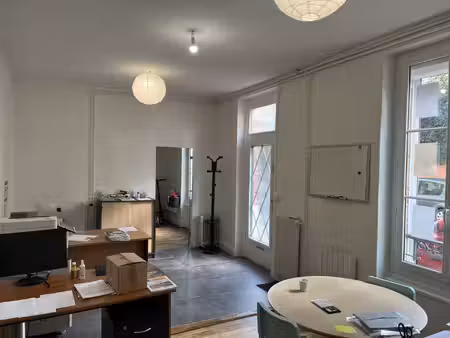 location local professionnel 42m² orleans 45000