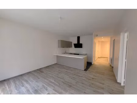 location appartement  m² t-2 à villeparisis  1 018 €