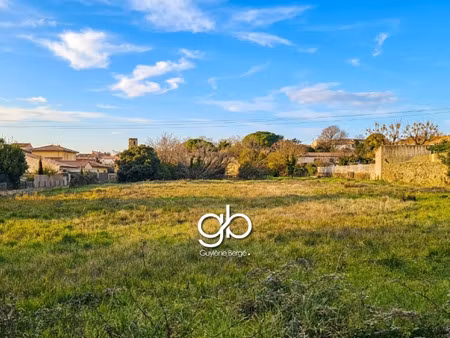 investissement foncier : terrain constructible de 5930 m2 à