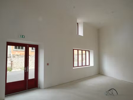 local professionnel à louer bourg charente 11 pièce(s) 291m2 1 879€/mois ht/hc
