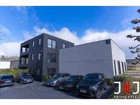 perwez - entrepôt + bureaux de 280m²