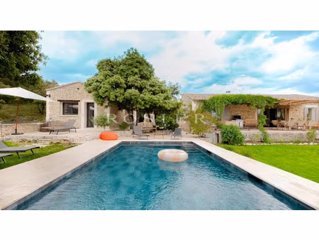 vente maison 6 pièces 170 m² gordes (84220)
