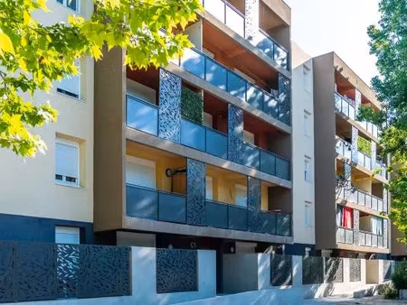 location appartement 2 pièces 63 m² à carpentras (84200)