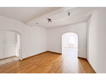 appartement solliès-pont 85 m² t-3 à vendre  158 000 €
