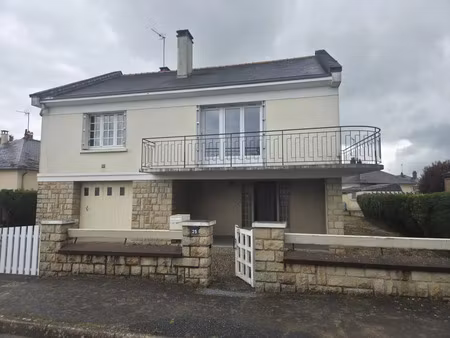 vente maison à château-gontier (53200) : à vendre / 105m² château-gontier