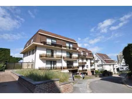 appartement lumineux et meublé de 2 chambres à duinbergen