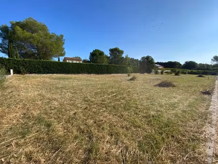 vente terrain 857 m² à garéoult (83136)  195 000 €