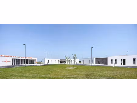 vente locaux professionnels 330 m² à selles-sur-cher (41130)  402 800 €