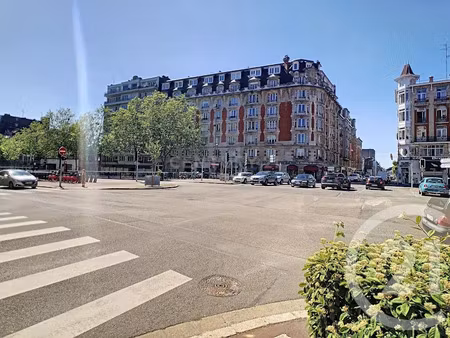 vente immeuble à la madeleine (59110)  630 000 €