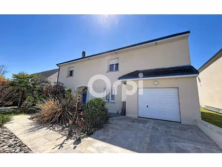 maison saint-pantaléon-de-larche 152 m² t-7 à vendre  329 900 €