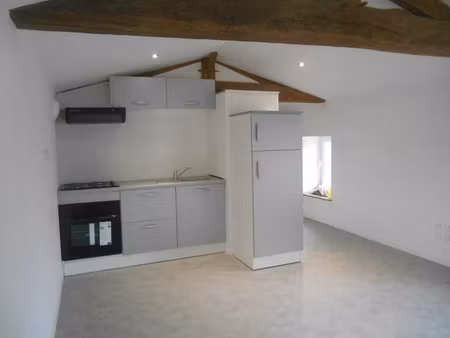 location appartement 1 pièce 29 m² à chanverrie (85130)  380 €
