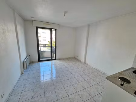 location appartement 1 pièce 19.75 m² à onet-le-château (12000)  282 €