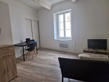location meublée appartement 2 pièces 33.51 m² à apt (84400)  605 €