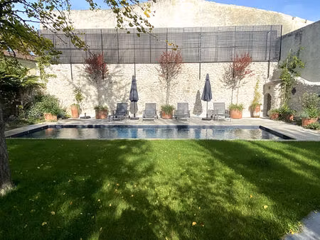 demeure ancienne de prestige avec piscine centre montfort l amaury 11 pièces 355 m2