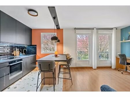 bussy-saint-georges – élégant appartement meublé de standing avec balcon