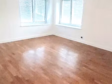 location appartement 3 pièces 76 m² à vandoeuvre-les-nancy (54500)  790 €