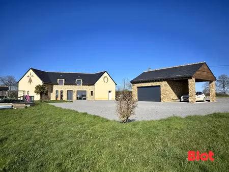 vente longère et corps de ferme piscine à saint-ouen-des-alleux (35140) : à vendre piscine