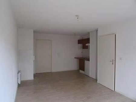 location appartement 2 pièces à poligné (35320) : à louer 2 pièces / 40m² poligné