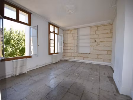 location appartement 3 pièces 85 m² à pignan (34570)  934 €