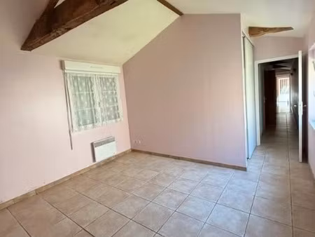 location maison 4 pièces à marcillac (33860)  1 060 €