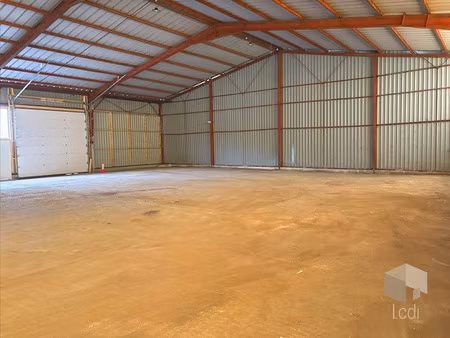 location locaux professionnels 250 m² à montelimar (26200)  1 000 €
