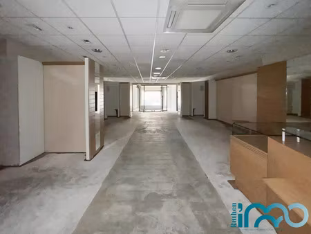 location locaux professionnels 600 m² à rodez (12000)  15 €