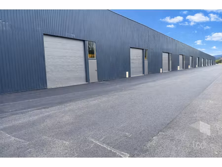 location locaux professionnels 500 m² à montelimar (26200)  2 000 €
