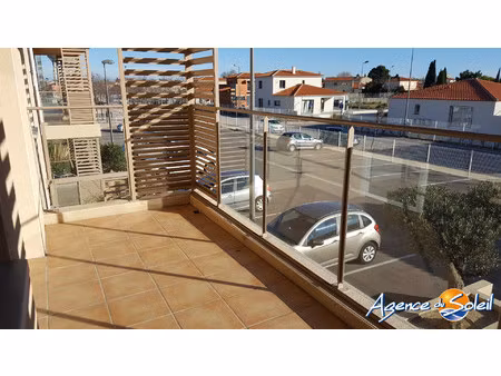 st laurent de la salanque  appartement t2 avec terrasse et 2 par