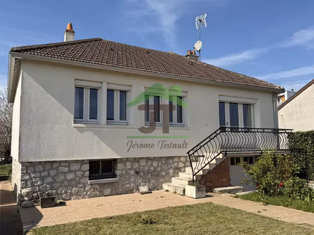 à châteaudun  maison de 102m2 en vente 149500 eur