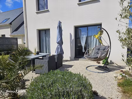 coup de coeur : grand dinan à trélivan  maison contemporaine décorée avec goût  jardin méd