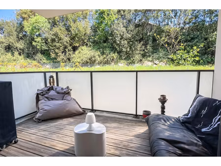 bayonne arènes - t2 récent avec terrasse  parking privatif et ascenseur