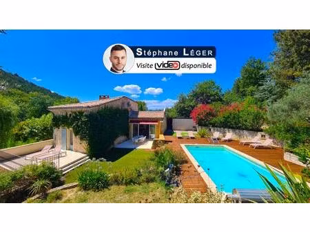 maison en pierre avec piscine 6 pièce(s) 175 m2