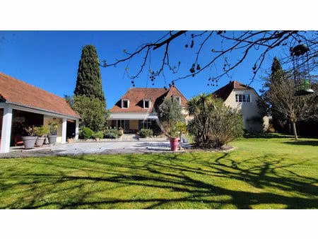 maison pau 8 pièce(s) 261 m2