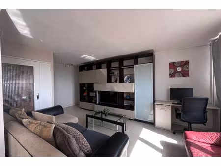 appartement 2 pièces 52 m² à vendre / acheter saint-denis 93200 ? | era immobilier
