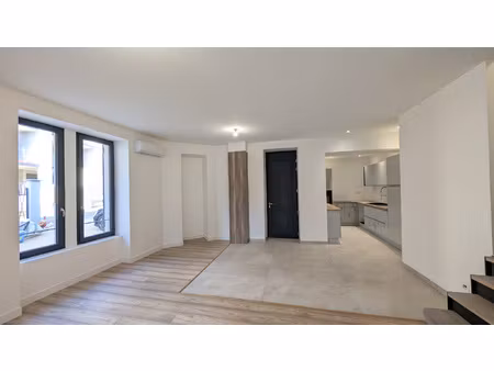 maison de ville a vendre t5 de 107m2 aix les bains