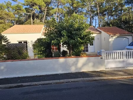 la tranche-sur-mer (85360) - quartier du phare - 5 minutes de la plage à pied - maison de 