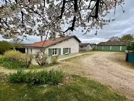 vente maison 5 pièces 103 m² à le grand-madieu (16450)  98 000 €