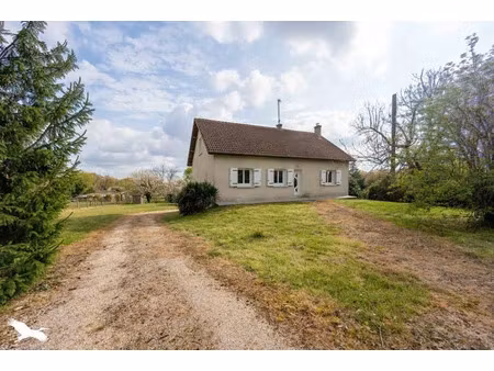 vente maison 4 pièces 97 m² à allogny (18110)  154 900 €