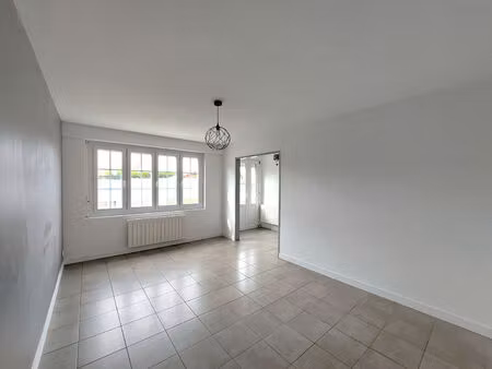 location maison 4 pièces 77m²