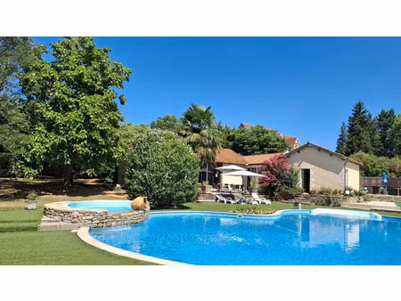 vente maison 15 pièces 319 m² lissac-et-mouret (46100)