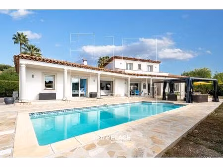 maison/villa t7 de 182 m2 à antibes 06600