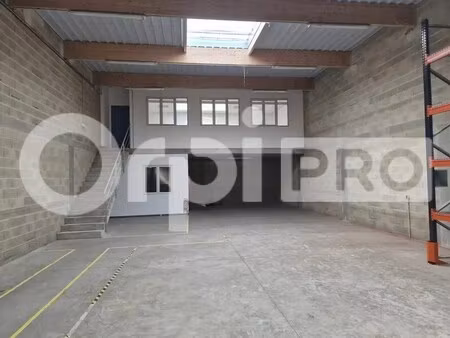 location local d’activités champfleury 51500 257m²
