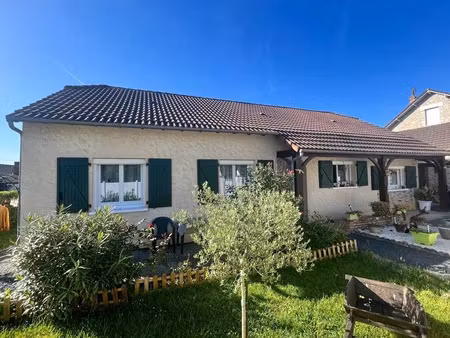 vente maison 5 pièces 100 m² à terrasson-lavilledieu (24120)  244 950 €