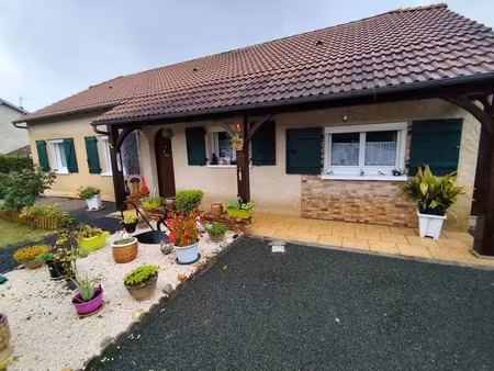 vente maison 5 pièces 100 m² à terrasson-lavilledieu (24120)  250 275 €