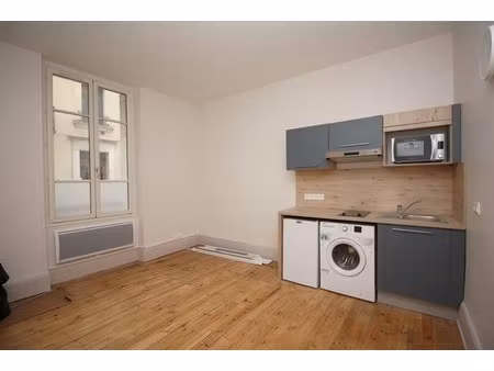 location appartement 2 pièces 28m² vichy 03200